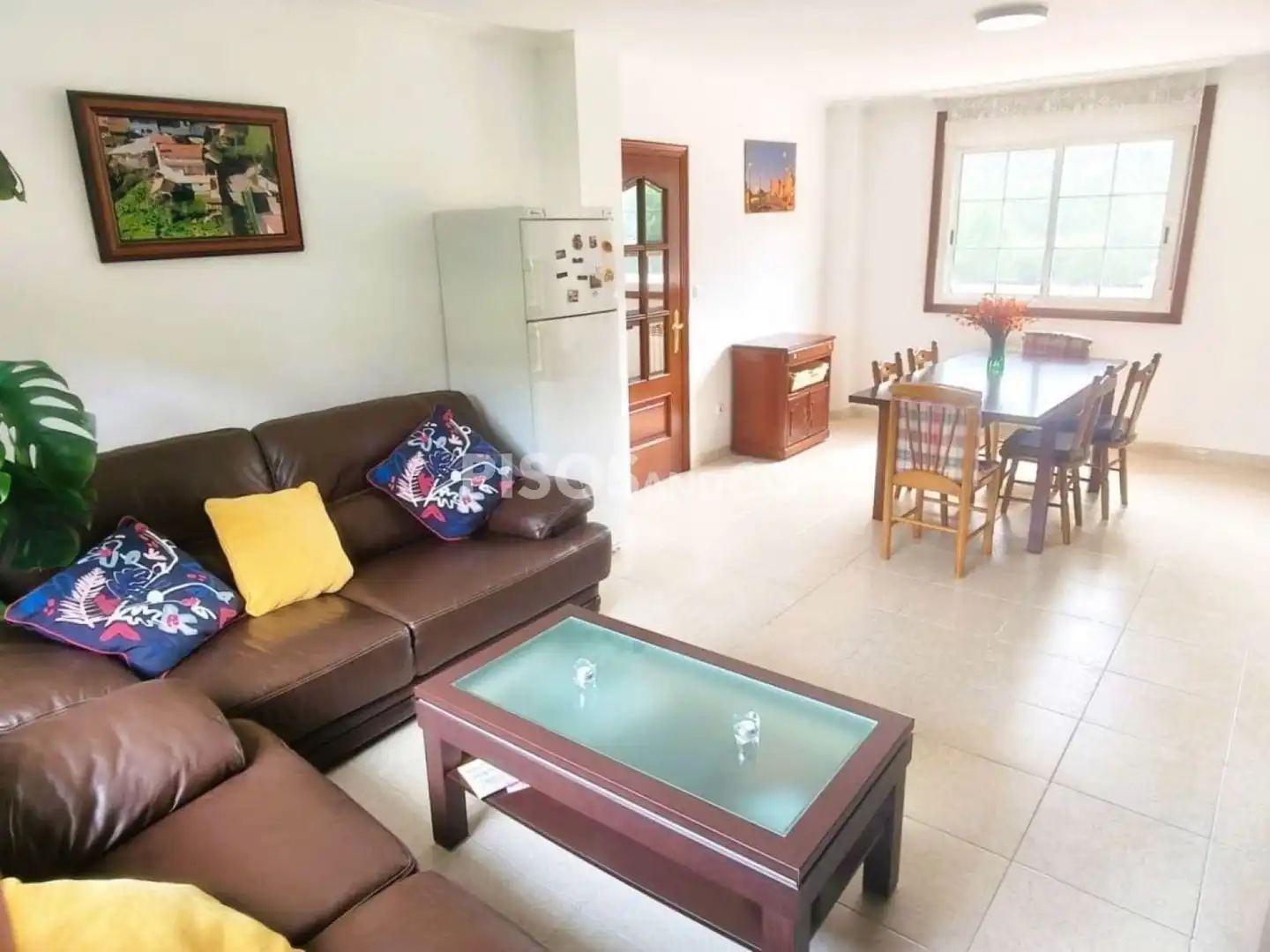 Sala d'estar de Casa o xalet en venda en Abegondo amb Calefacció, Terrassa i Piscina