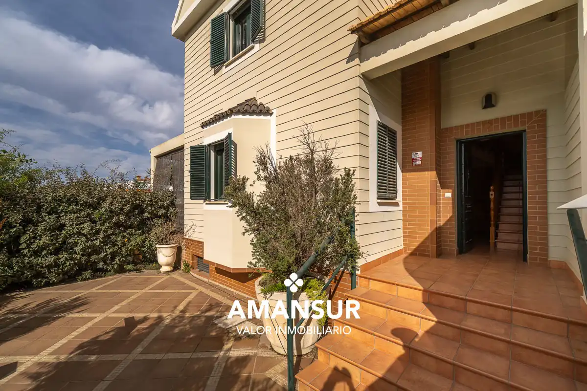 Exterior view of Houses for sale in Punta Umbría  with Heating, Terrace and Swimming Pool