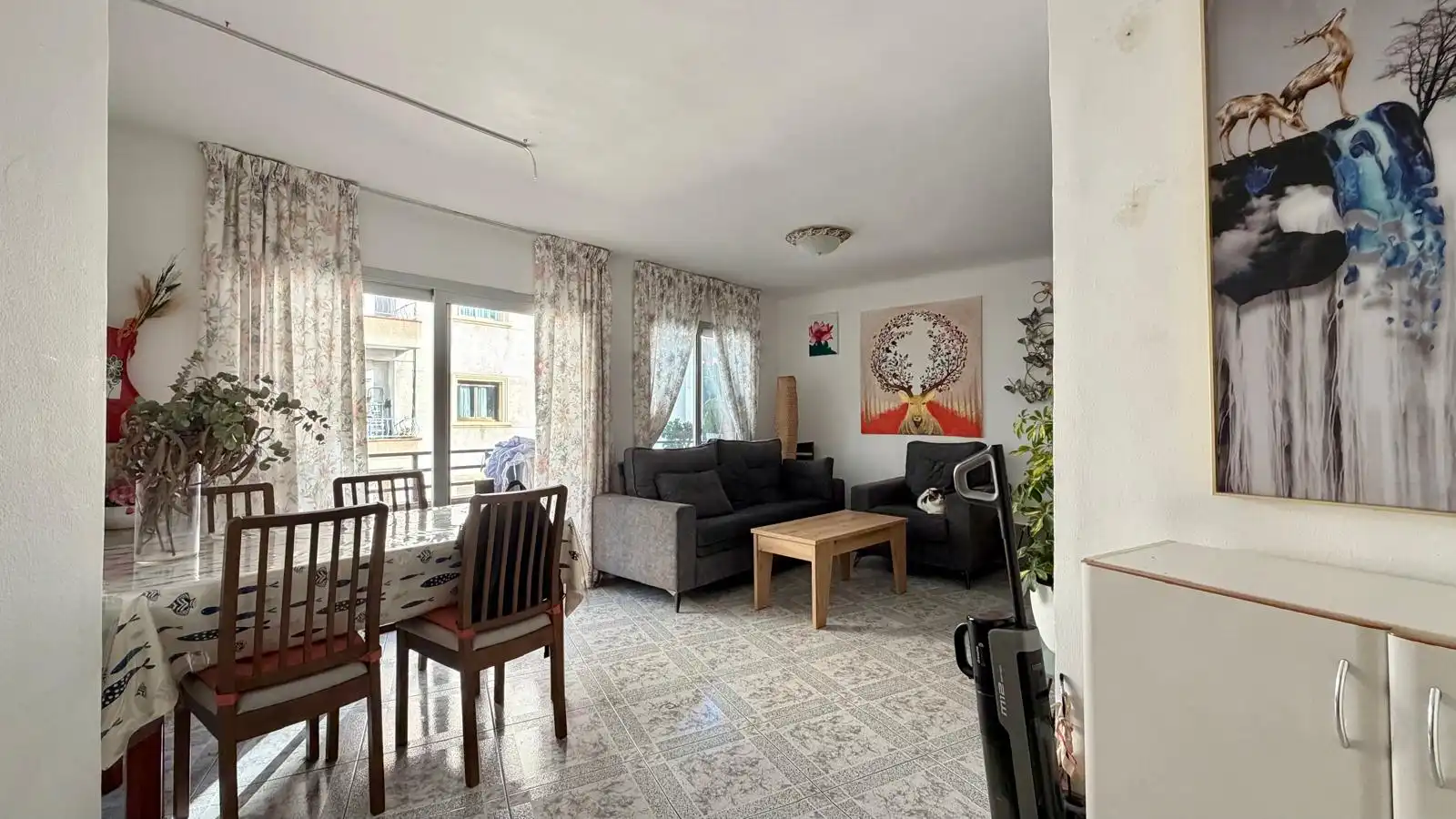 Living room of Flat for sale in Esplugues de Llobregat  with Heating, Terrace and Balcony
