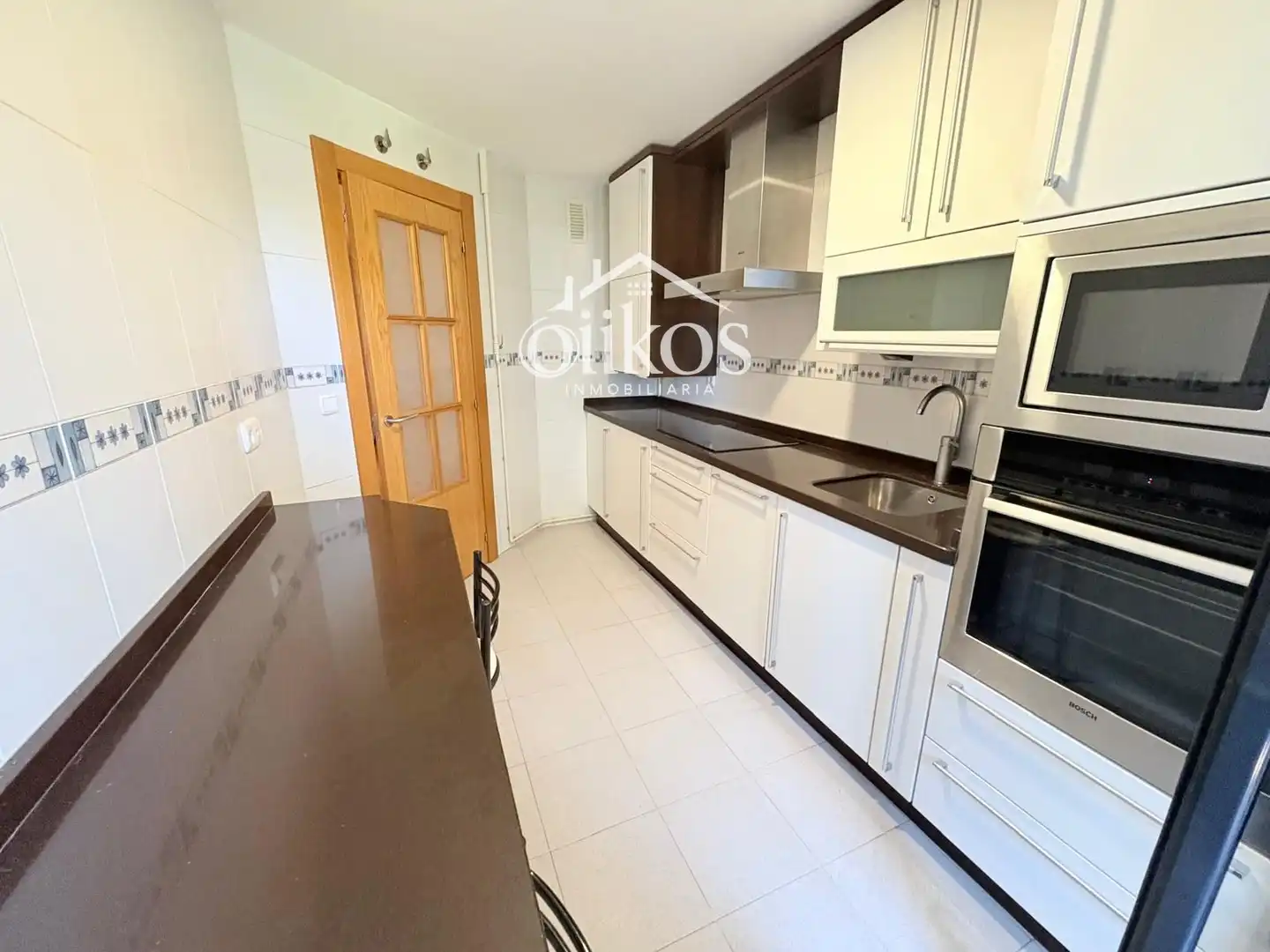 Cocina de Piso en venta en Villamayor con Calefacción, Trastero y Balcón