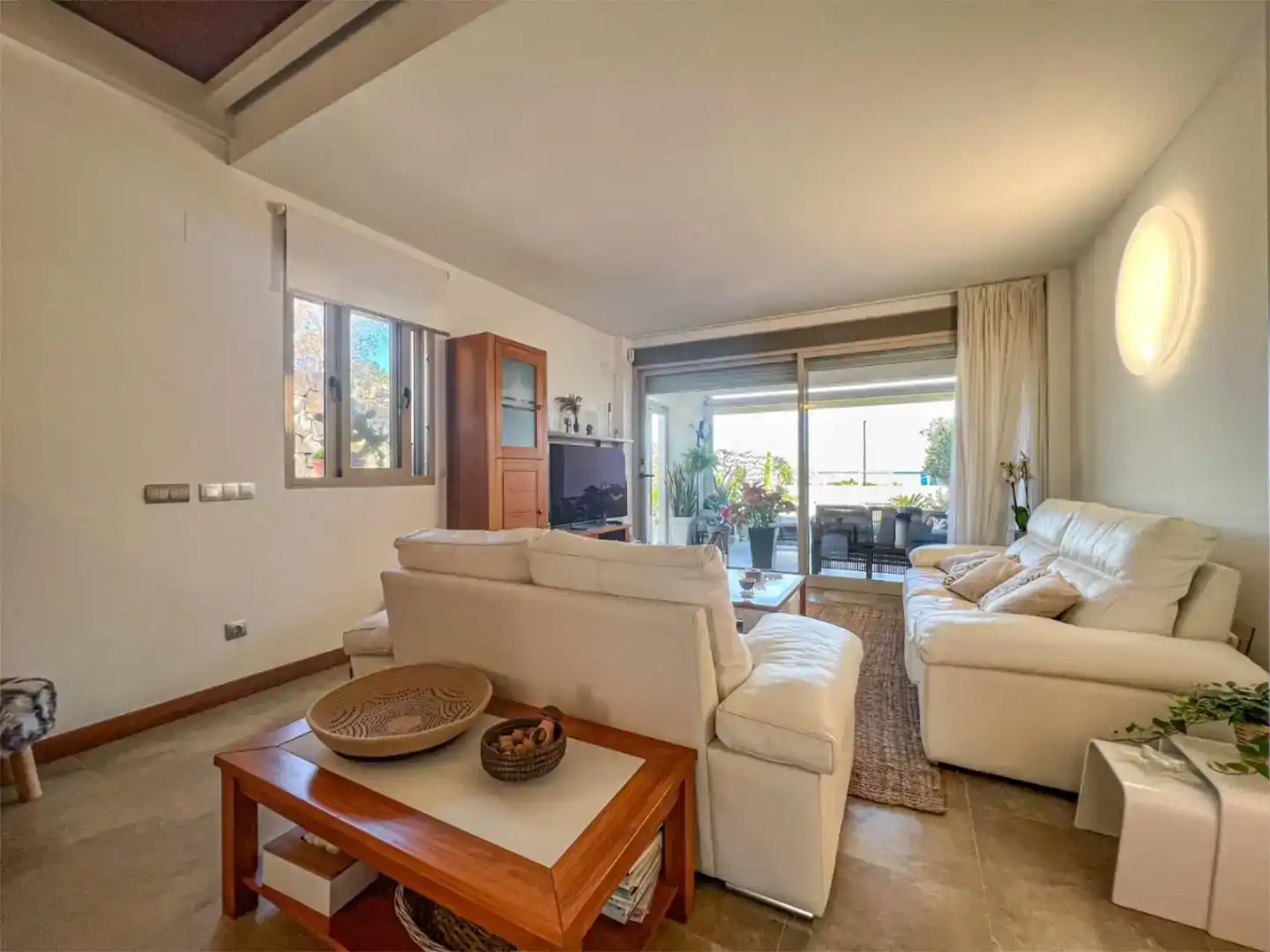 Sala d'estar de Dúplex en venda en Sant Josep de sa Talaia amb Aire condicionat, Piscina i Balcó