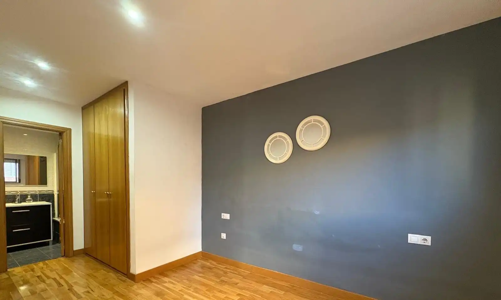 Piso en venta en Paterna con Parquet y Piscina comunitaria