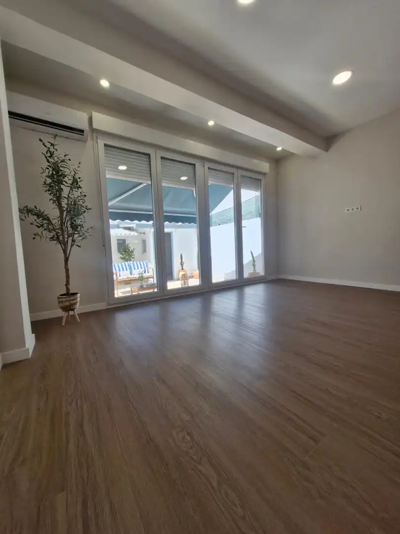Sala d'estar de Apartament en venda en Valencia amb Aire condicionat, Terrassa i Traster