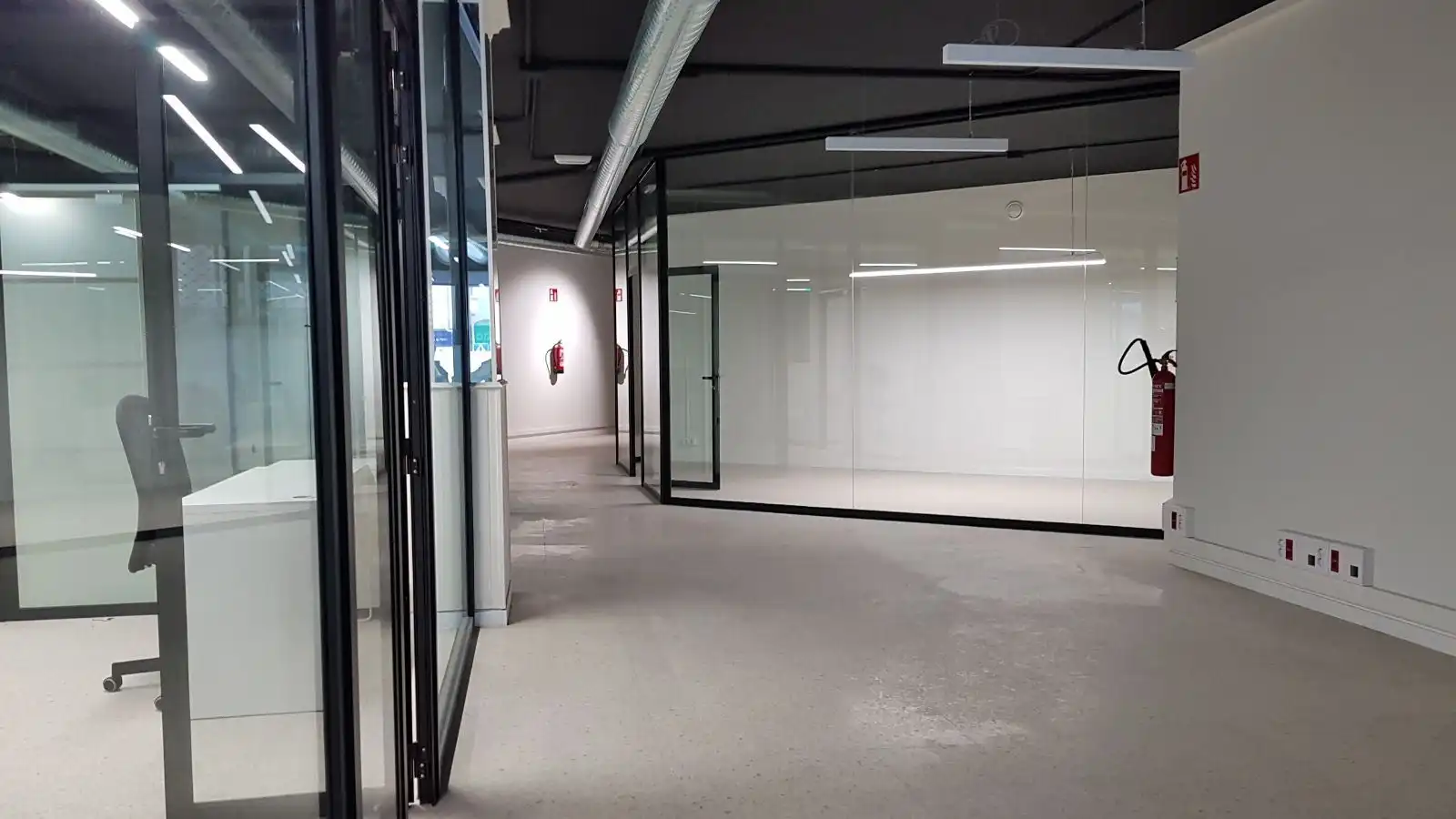 Office for sale in Cangas   with Heating