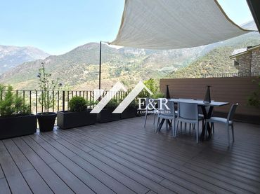 Casa con jardín en venta en Ctra. de la Peguera