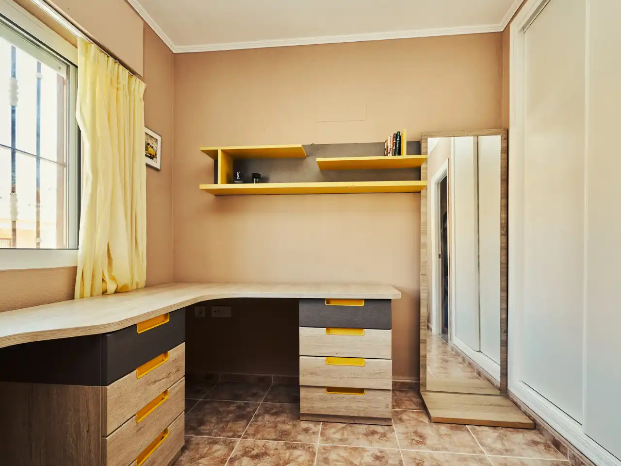 Habitación de Casa adosada en venta en Orihuela con Aire acondicionado, Calefacción y Terraza