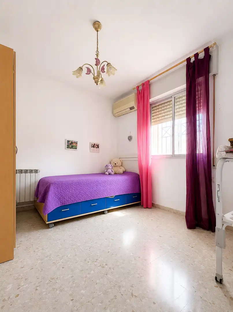 Dormitori de Casa o xalet en venda en Albolote amb Terrassa