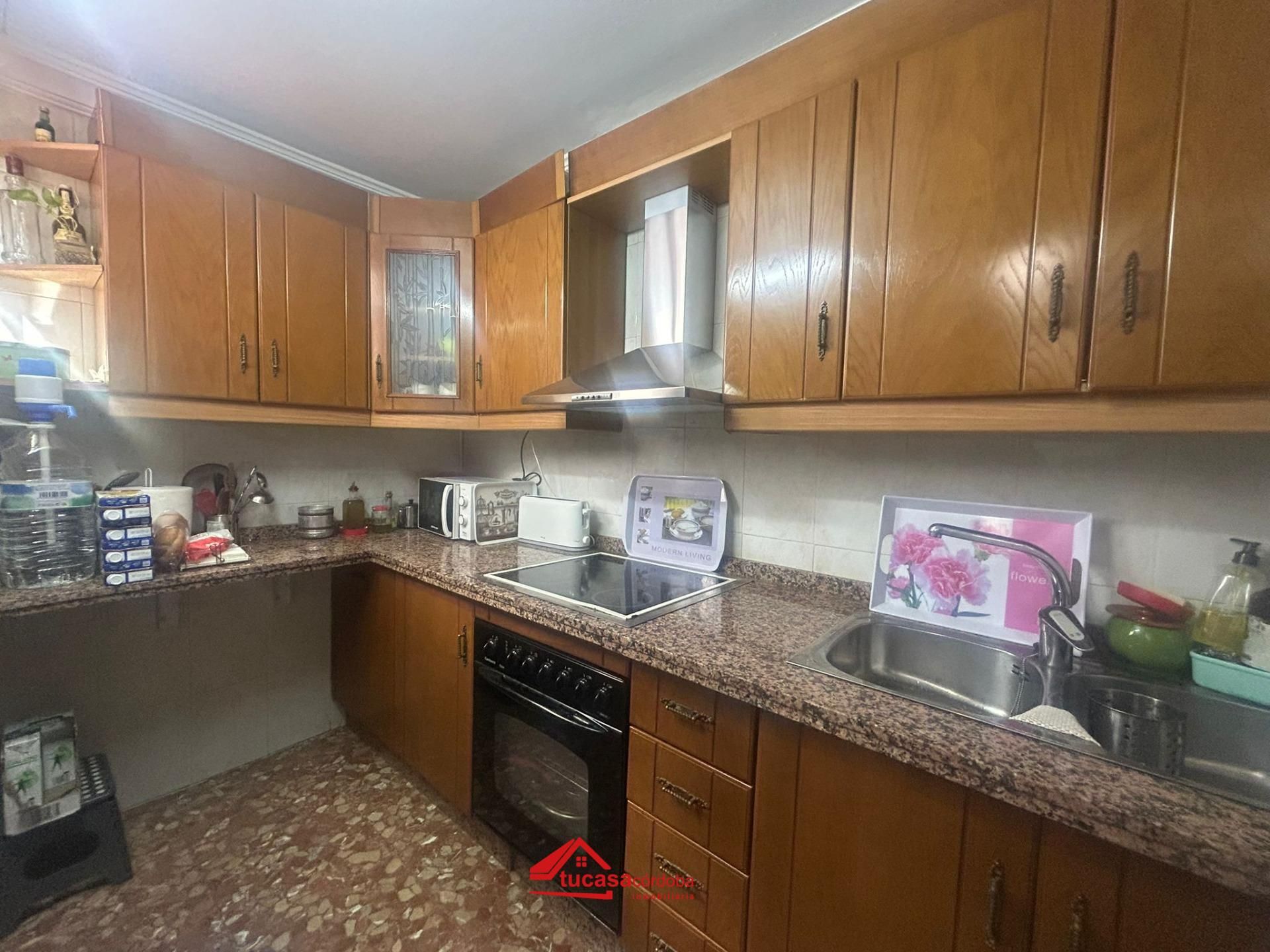 Cuina de Casa o xalet en venda en  Córdoba Capital amb Aire condicionat, Calefacció i Terrassa