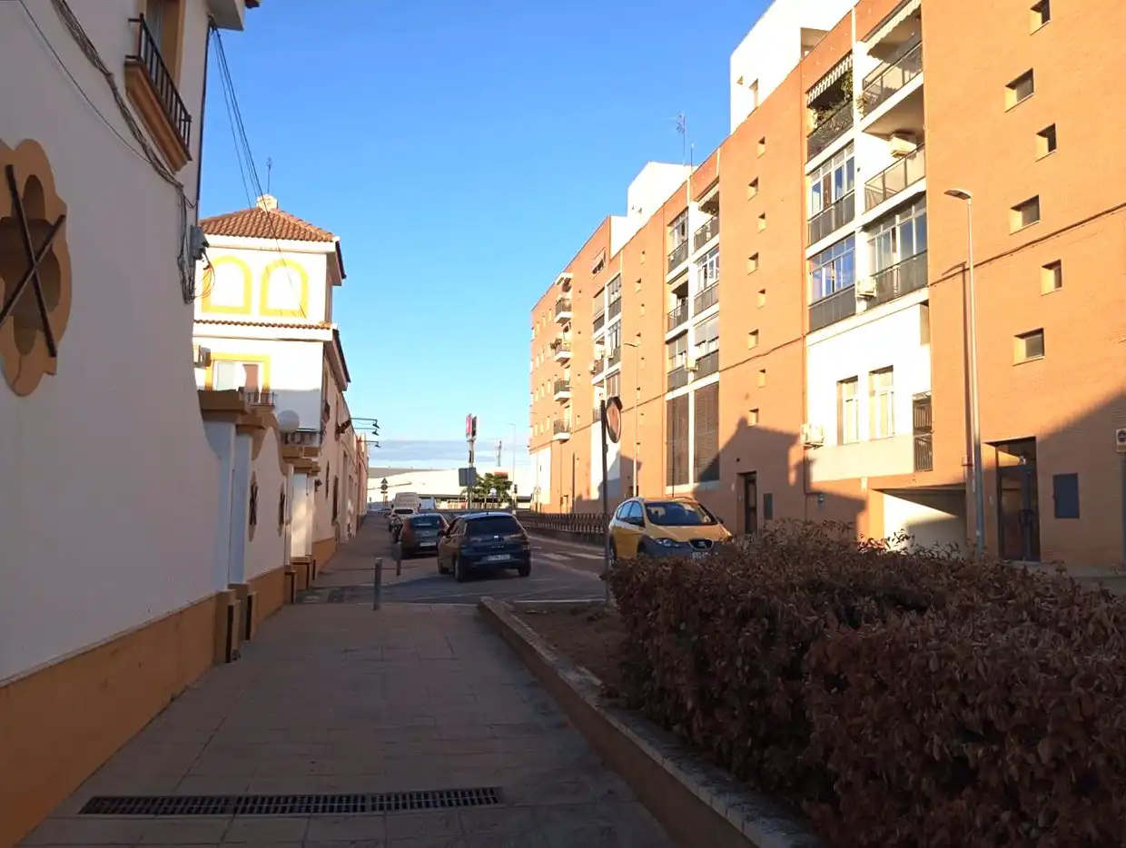 Flat for sale in Zacarias De La Hera, Almendralejo