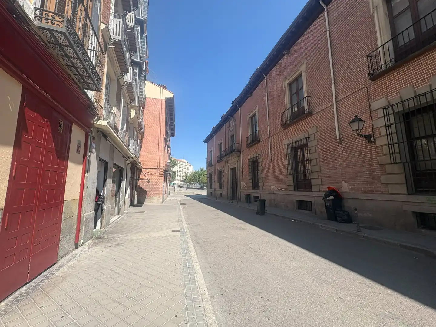 Flat for rent in Calle Don Pedro, Palacio