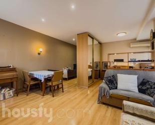 Living room of Flat for sale in  Barcelona Capital  with Air Conditioner, Heating and Parquet flooring