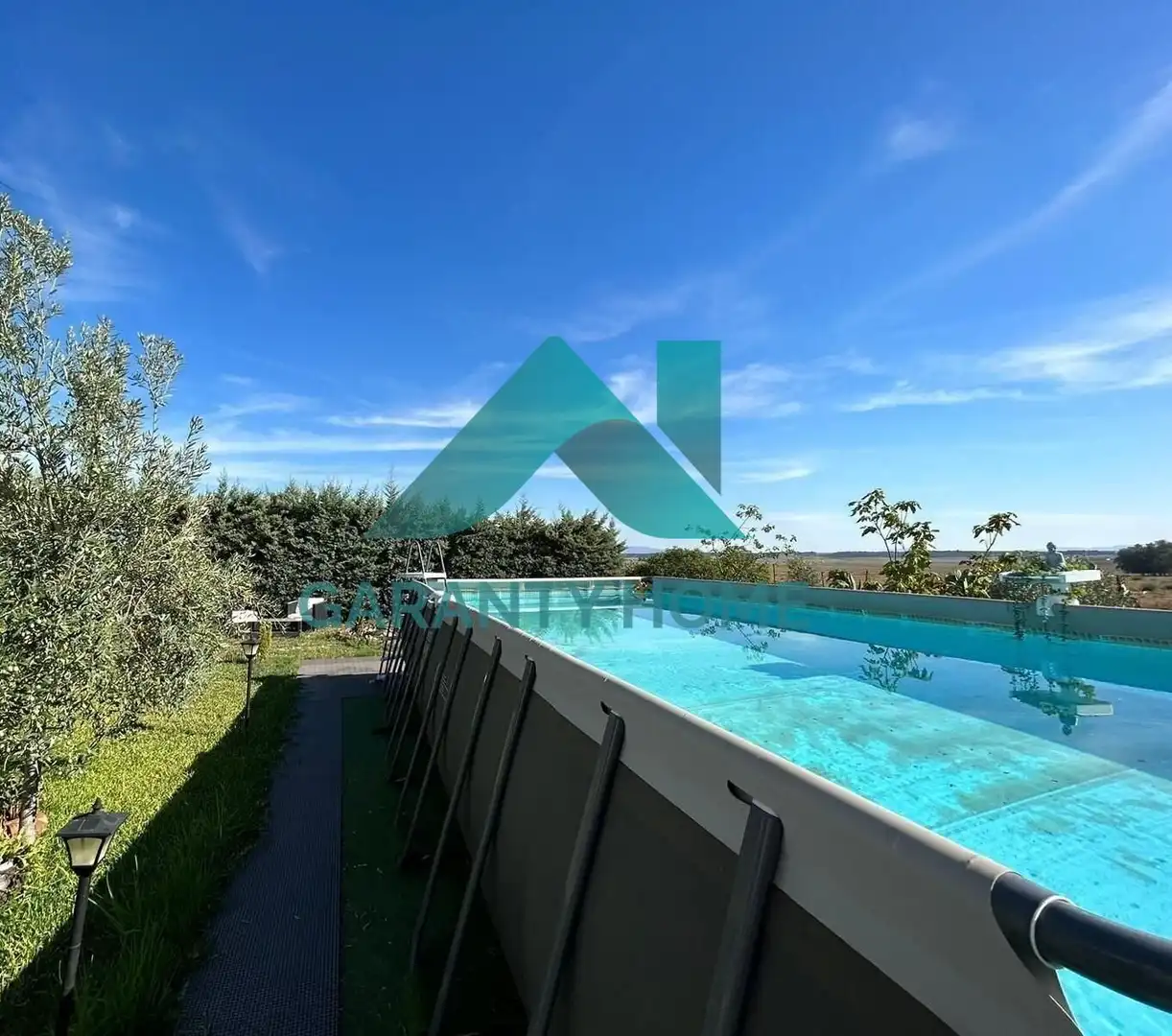 Houses for sale in Sierra de Fuentes