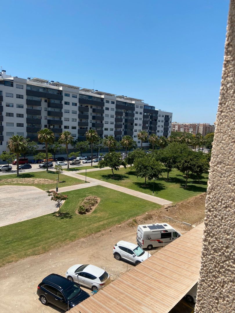 Vista exterior de Piso en venta en Málaga Capital con Aire acondicionado, Amueblado y Horno