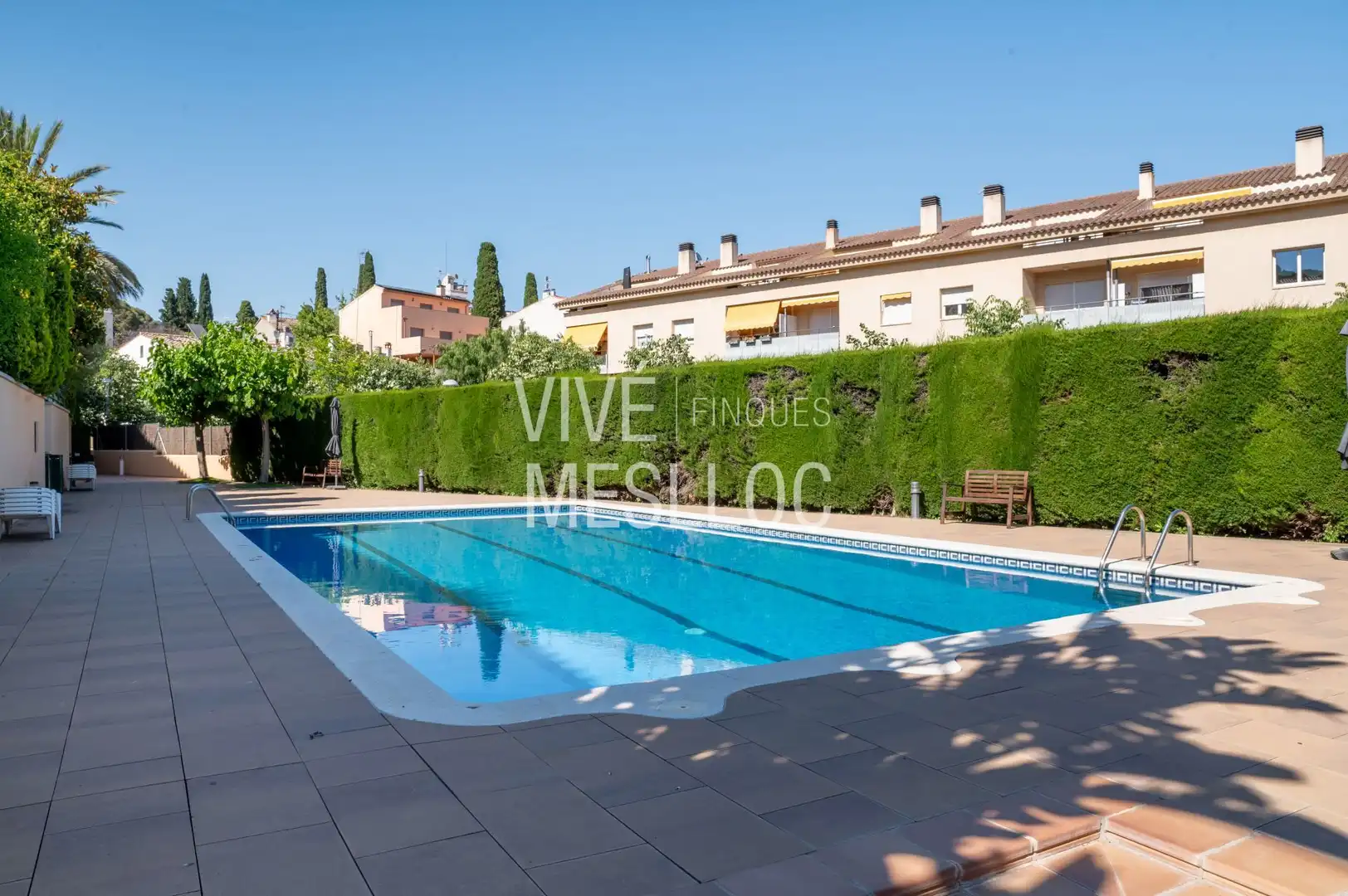 Piscina de Piso en venta en Alella con Calefacción, Terraza y Trastero