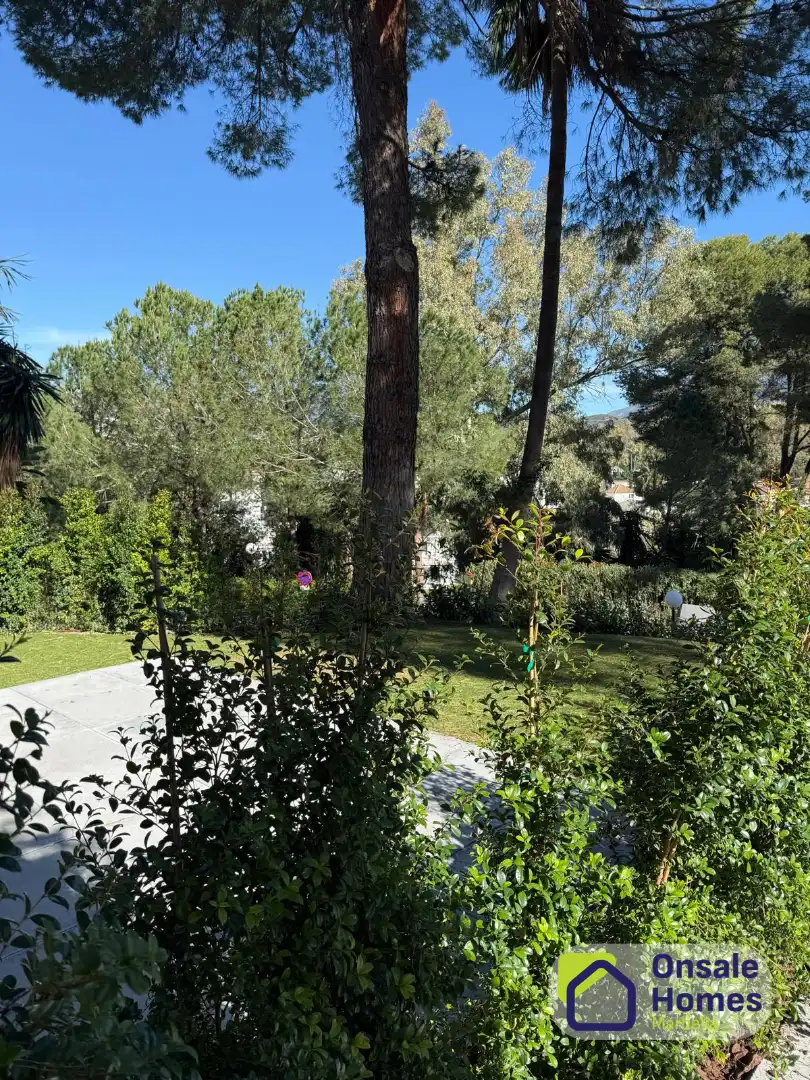 Jardí de Apartament en venda en Marbella amb Aire condicionat, Jardí privat i Traster