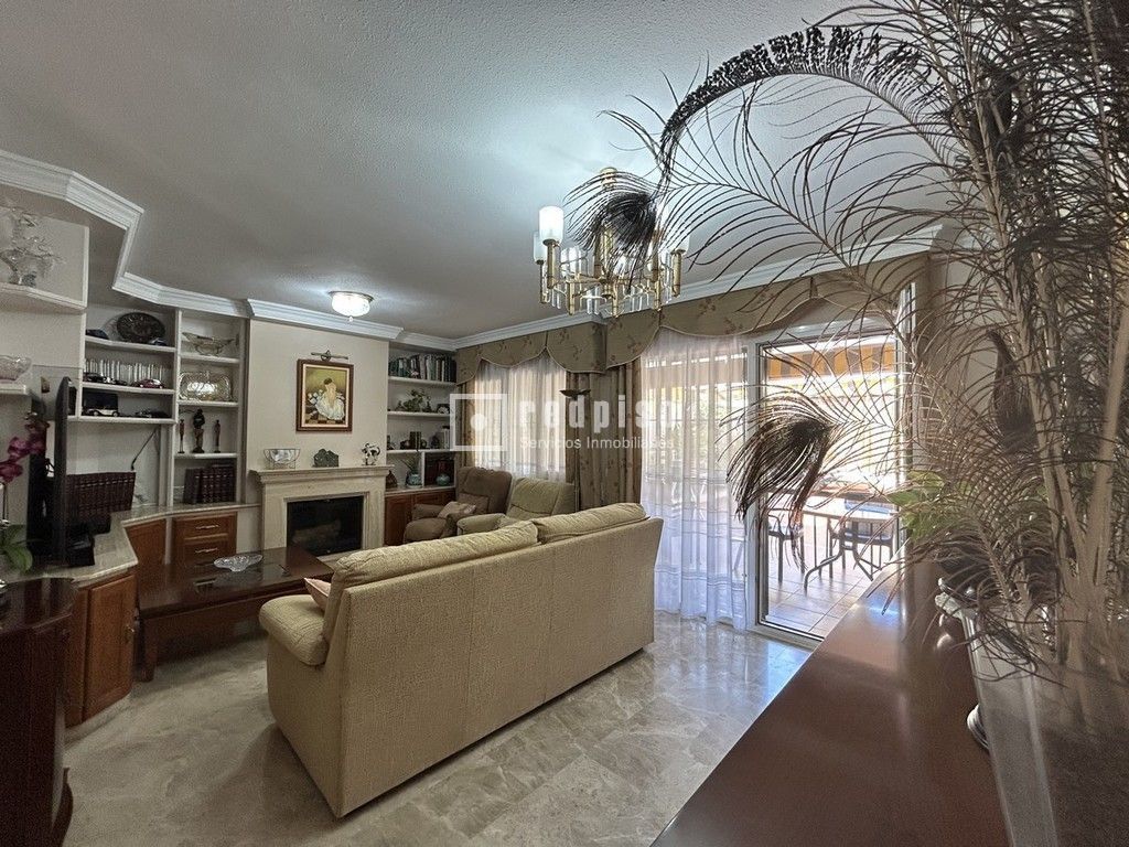 Living room of House or chalet for sale in Málaga Capital  with Air Conditioner, Terrace and Swimming Pool