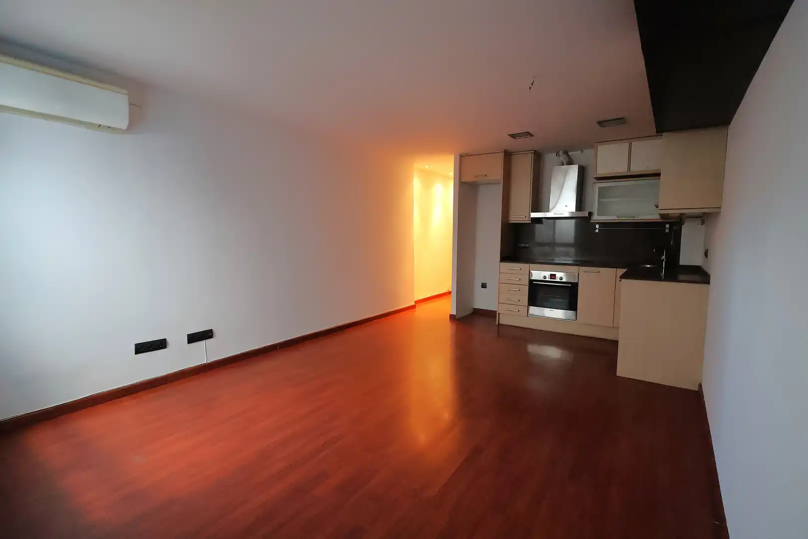 Cocina de Piso en venta en Terrassa con Calefacción