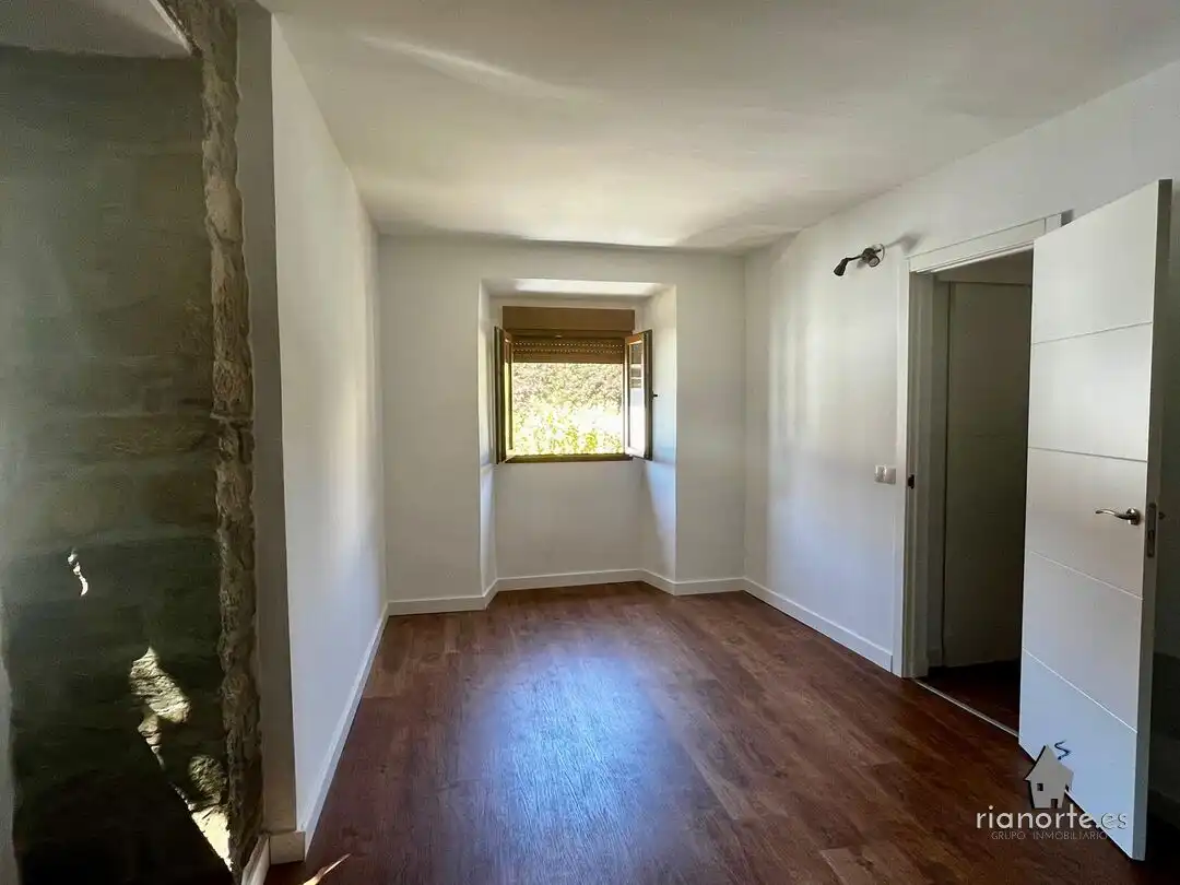 Dormitori de Casa o xalet en venda en Langreo amb Calefacció