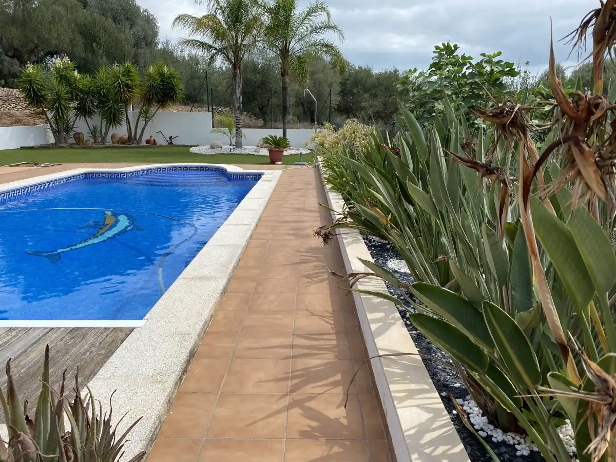Houses for sale in Margallo, Grau - Quintanes