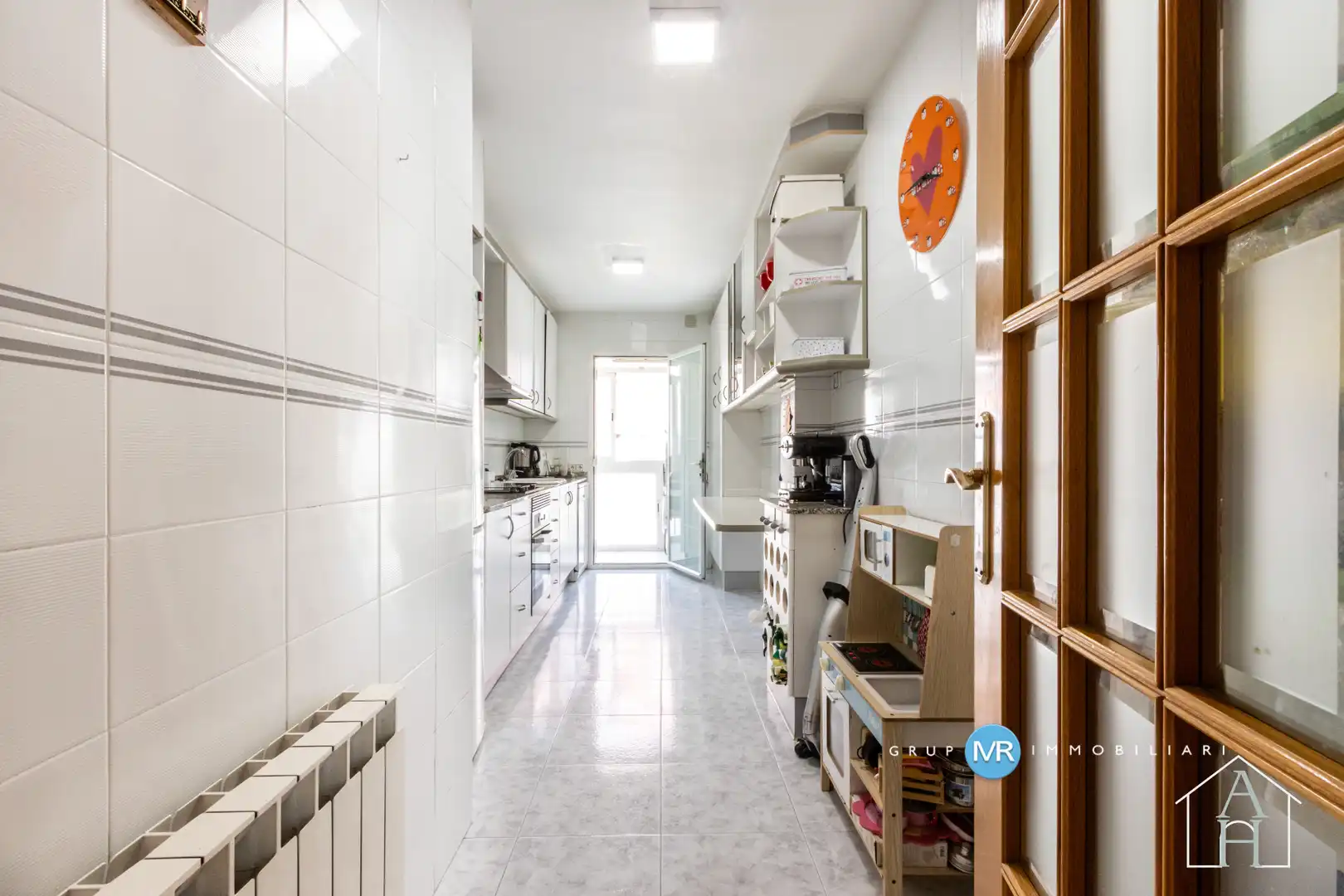 Kitchen of Flat for sale in Terrassa  with Air Conditioner, Heating and Parquet flooring