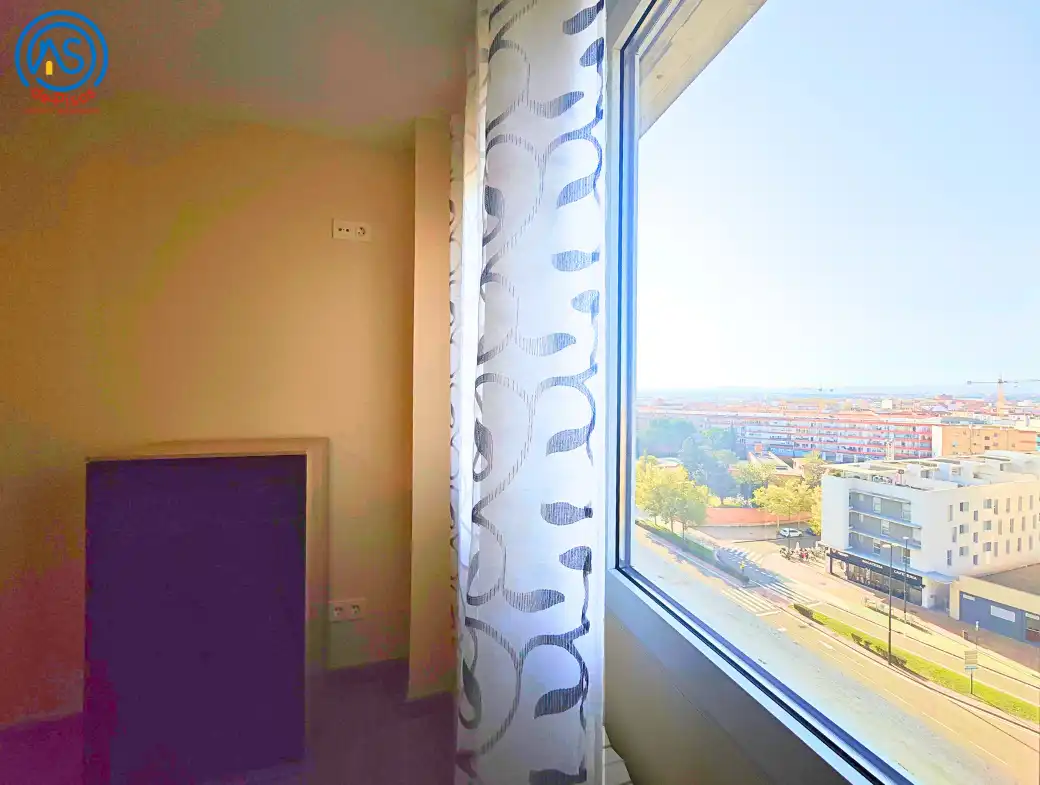 Wohnung zur Miete in Zaragoza, Zaragoza