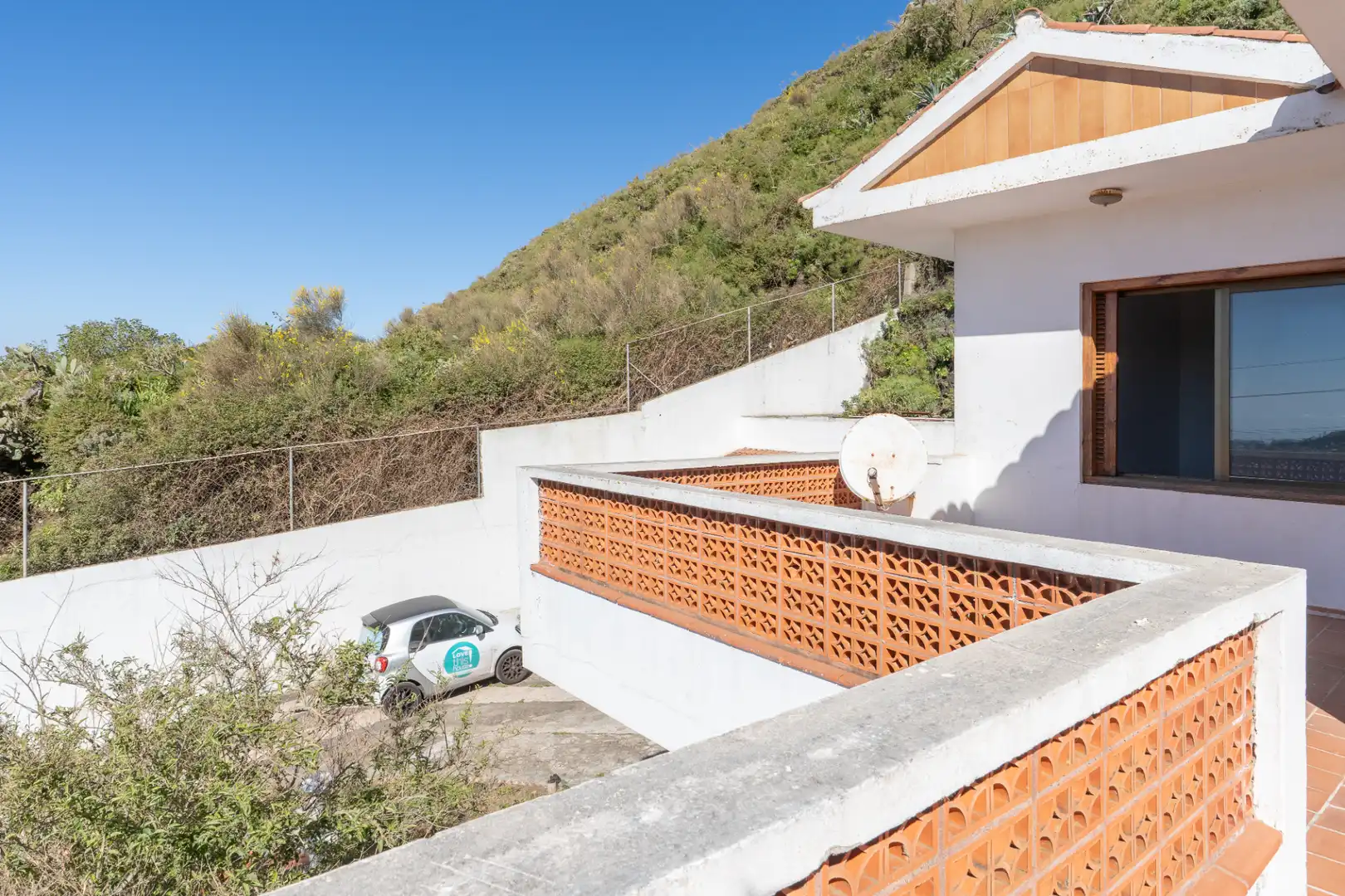 Vista exterior de Casa o xalet en venda en San Cristóbal de la Laguna amb Jardí privat i Terrassa
