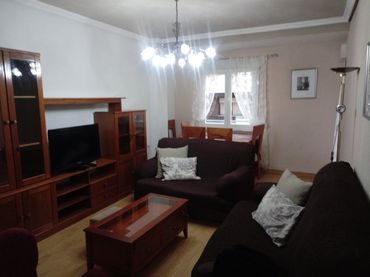 Flat with balcony to rent in Calle Melchor Cano
