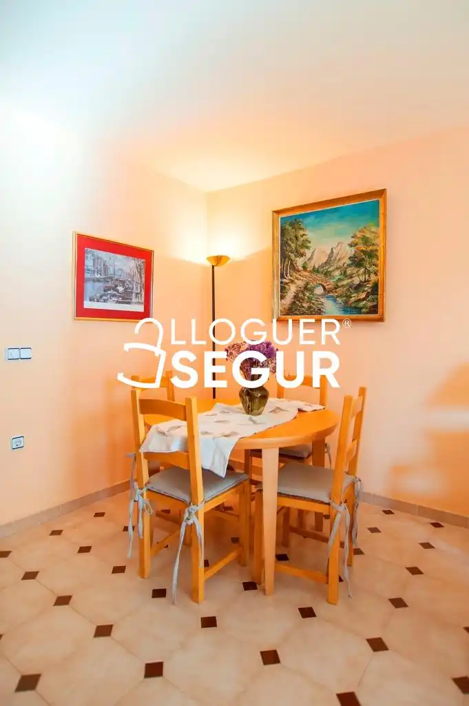 Piso de alquiler en Marítim, Centre