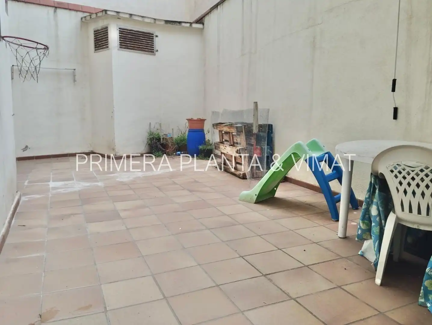 Ground floor for sale in Mataró  with Terrace