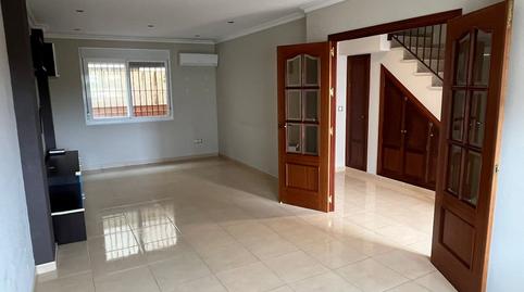 Foto 4 de Casa o xalet de lloguer a C. Rafael Aguilar Acevedo, Gelves, Sevilla