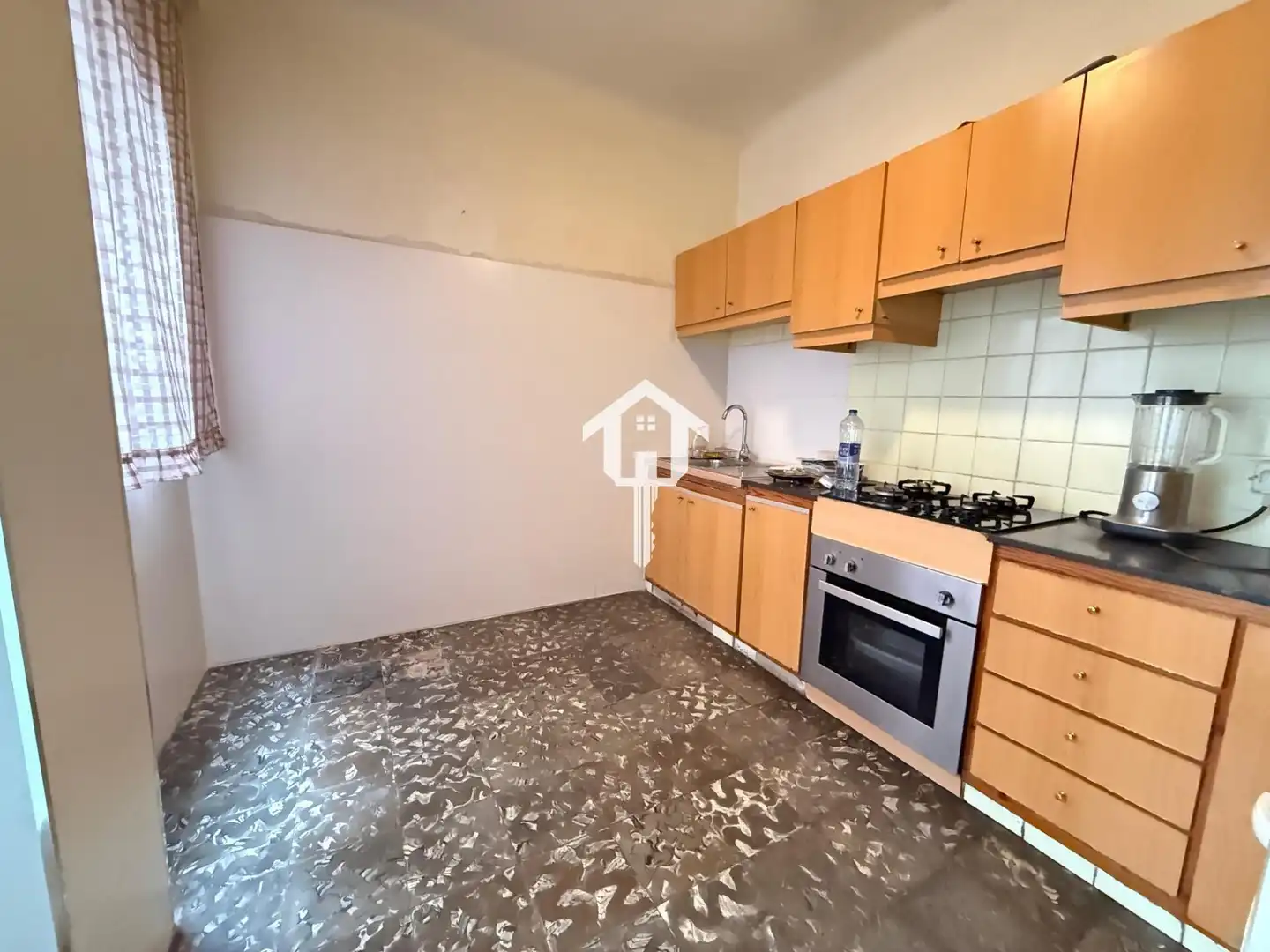 Apartamento en venta en Calle MAESTRO ALONSO, Altozano - Conde Lumiares