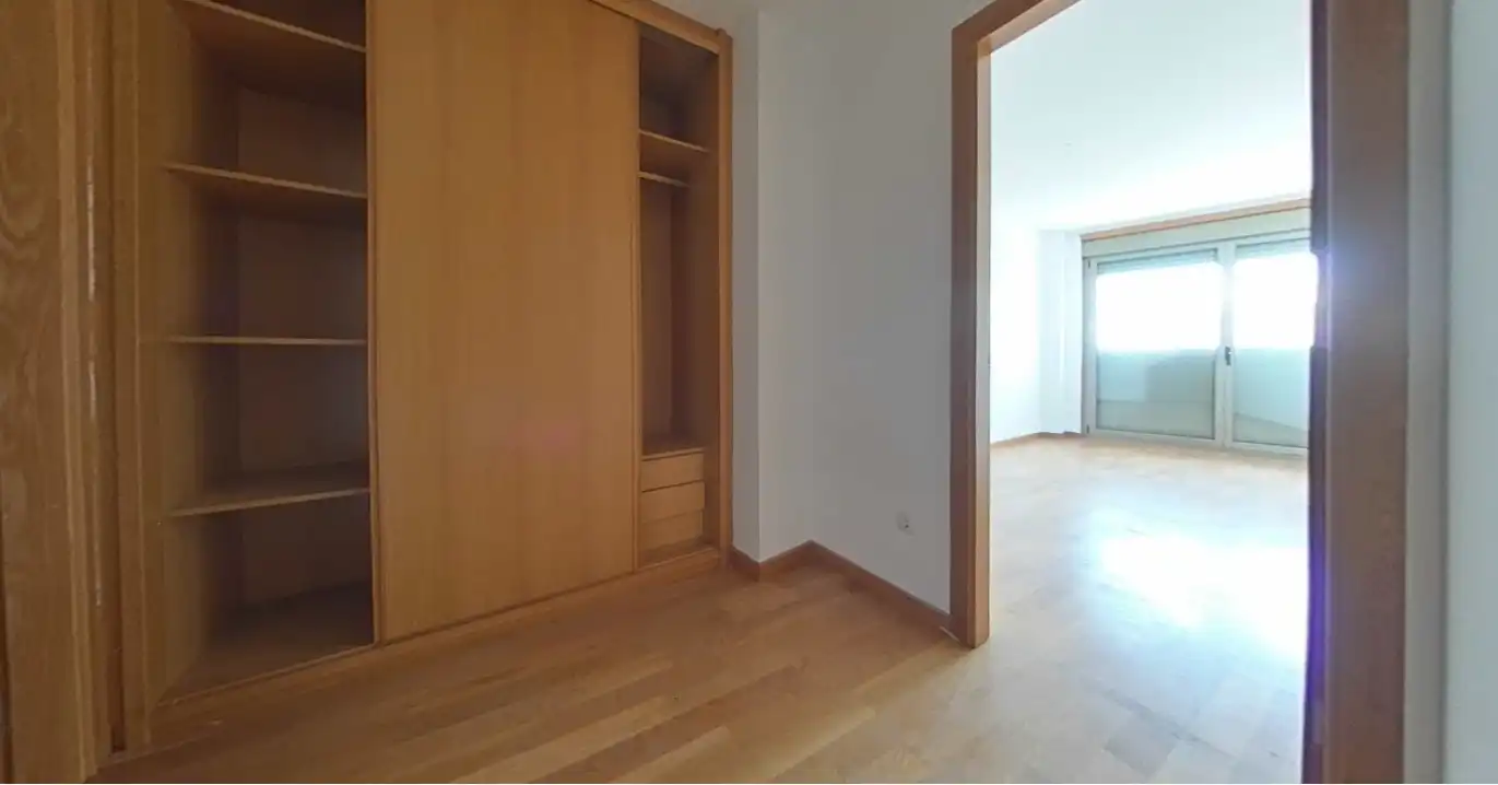 Dormitori de Pis en venda en Fene