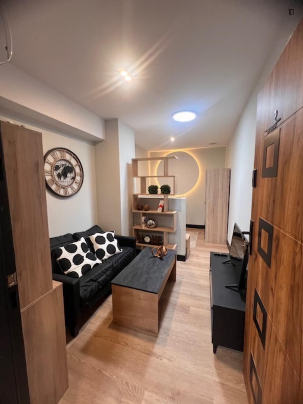 Living room of Apartment to share in Getafe  with Air Conditioner, Furnished and Oven