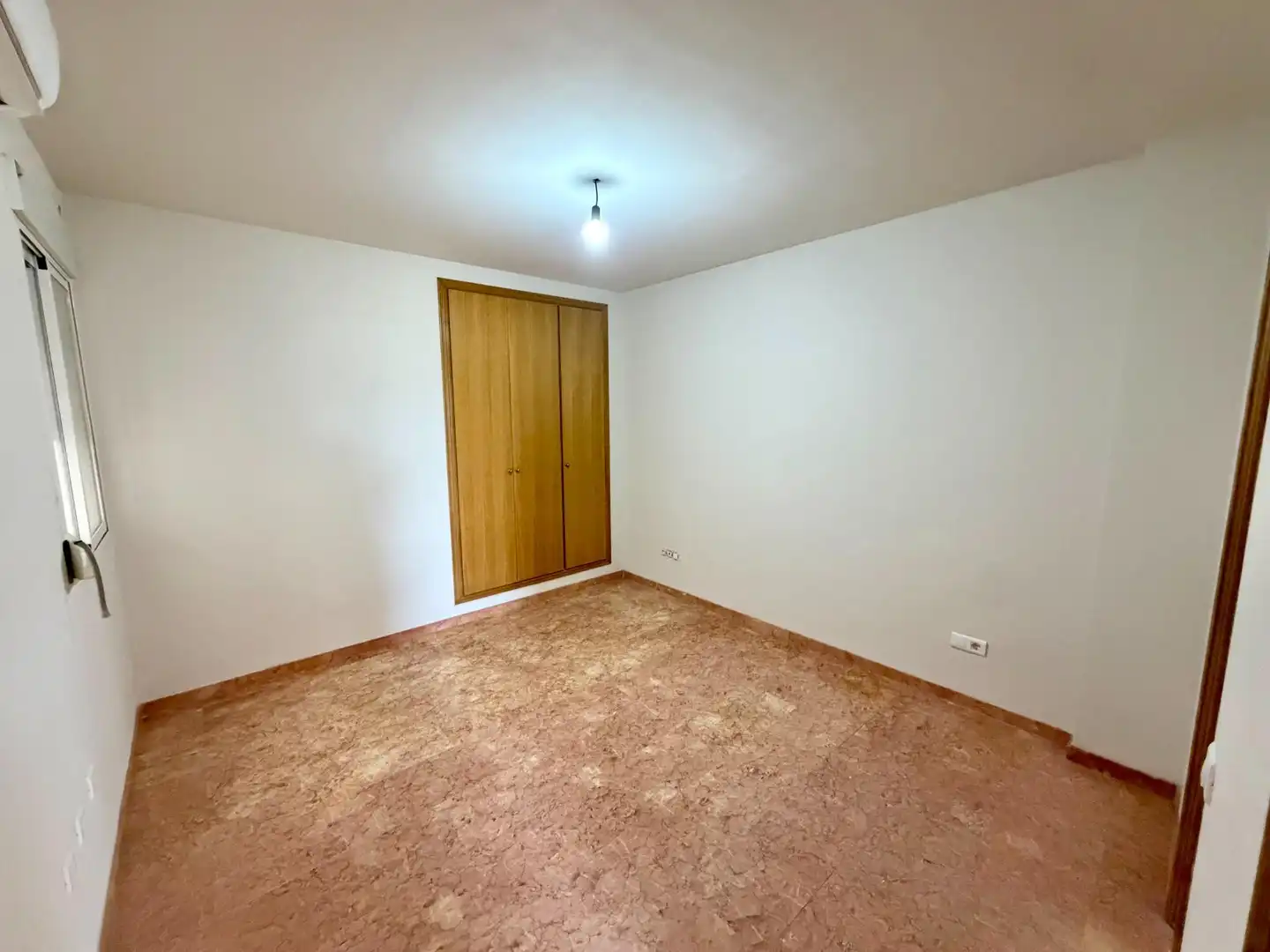 Wohnung zum Verkauf in Almussafes mit Klimaanlage