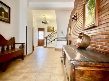 Casa amb balcó en venda a Calle Gaspar Becerra