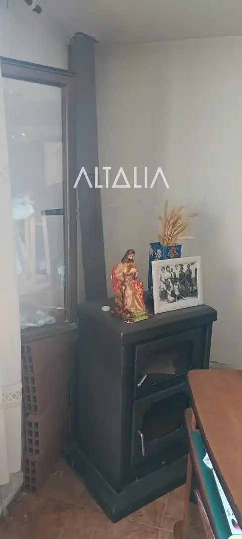 Sala de estar de Casa o chalet en venta en Huete con Trastero y Amueblado