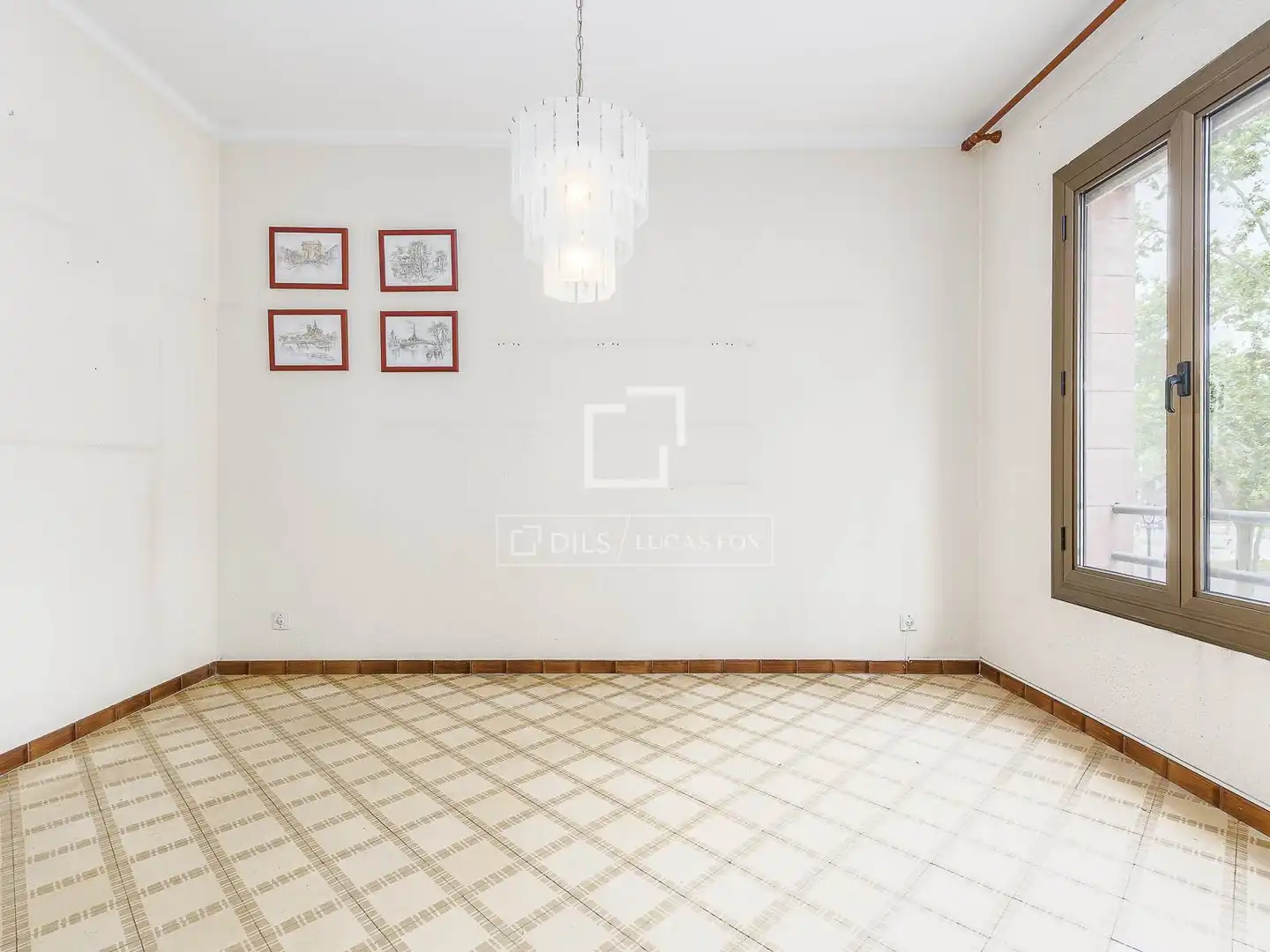 Wohnzimmer von Wohnung zum Verkauf in Barcelona mit Klimaanlage, Privatgarten und Terrasse