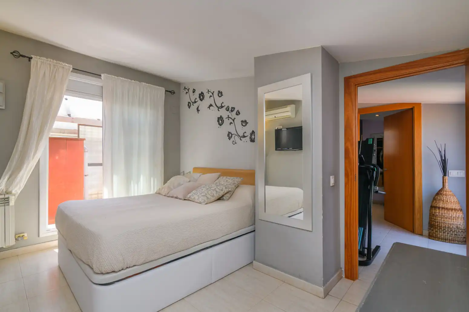 Habitación de Ático en venta en Sant Boi de Llobregat con Aire acondicionado, Calefacción y Parquet