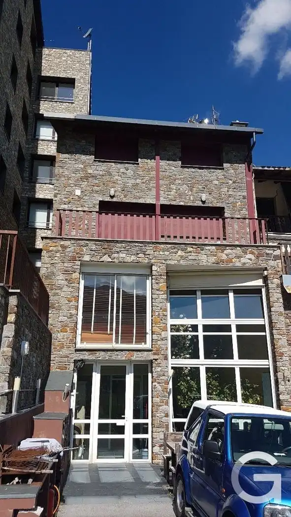 Vista exterior de Casa adosada en venta en Encamp con Amueblado