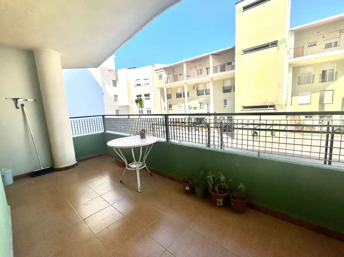 Vista exterior de Piso de alquiler en Aldaia con Aire acondicionado, Terraza y Amueblado