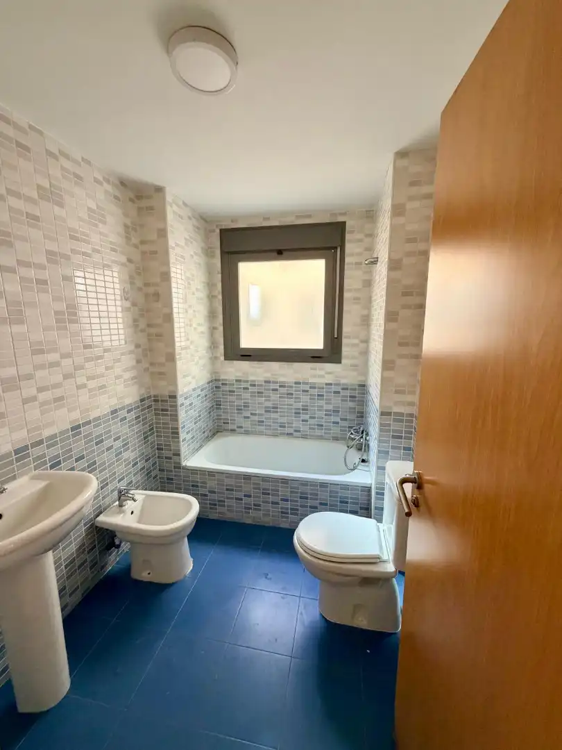 Flat with terrace for sale in Centro, imagen 3