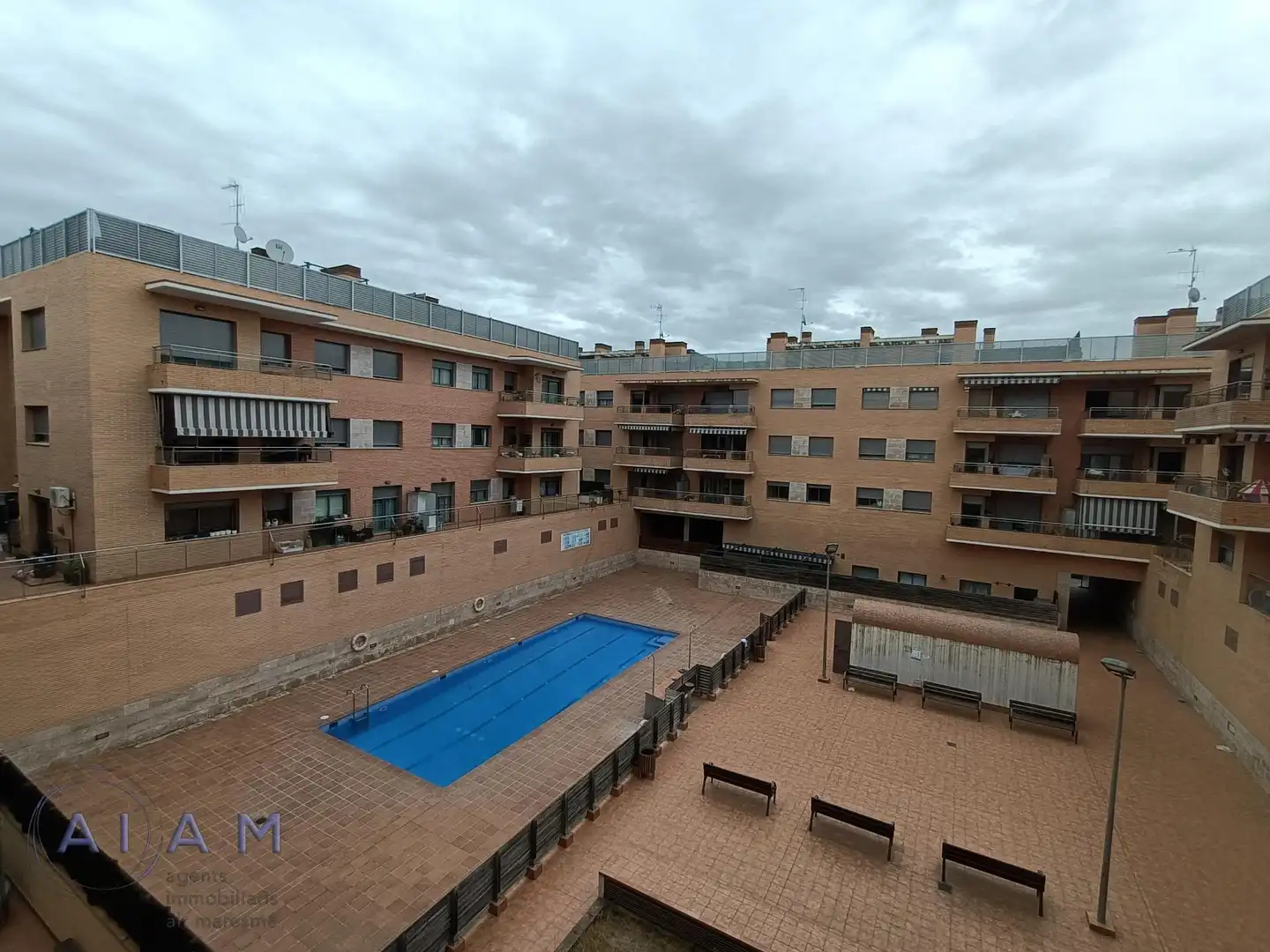 Vista exterior de Pis en venda en Tordera amb Calefacció, Balcó i Piscina comunitària