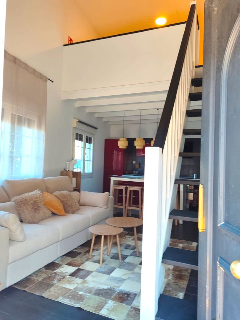 Sala d'estar de Dúplex en venda en Castro-Urdiales