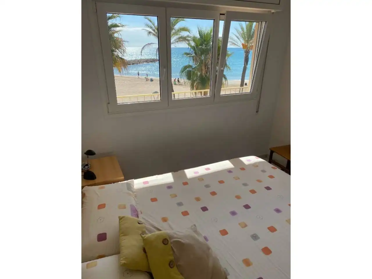 Habitación de Piso de alquiler en Vilanova i la Geltrú con Aire acondicionado, Calefacción y Terraza