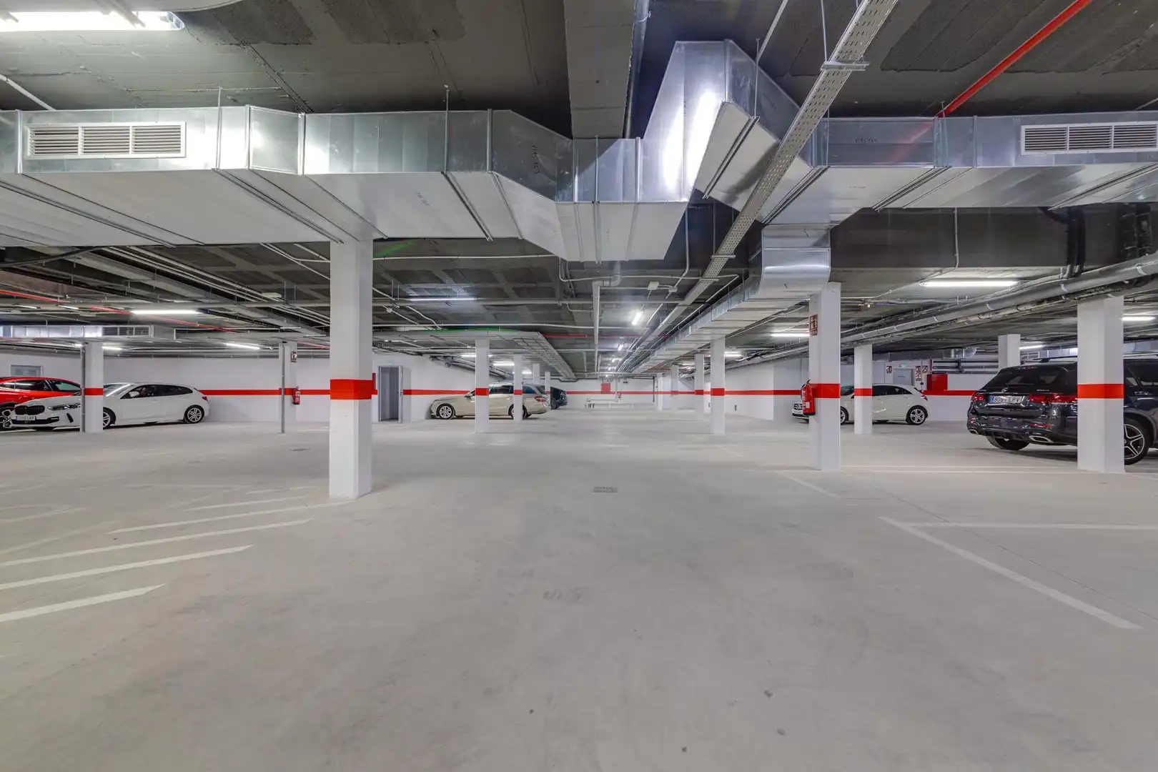 Parking de Apartamento en venta en Calpe / Calp con Aire acondicionado, Calefacción y Jardín privado