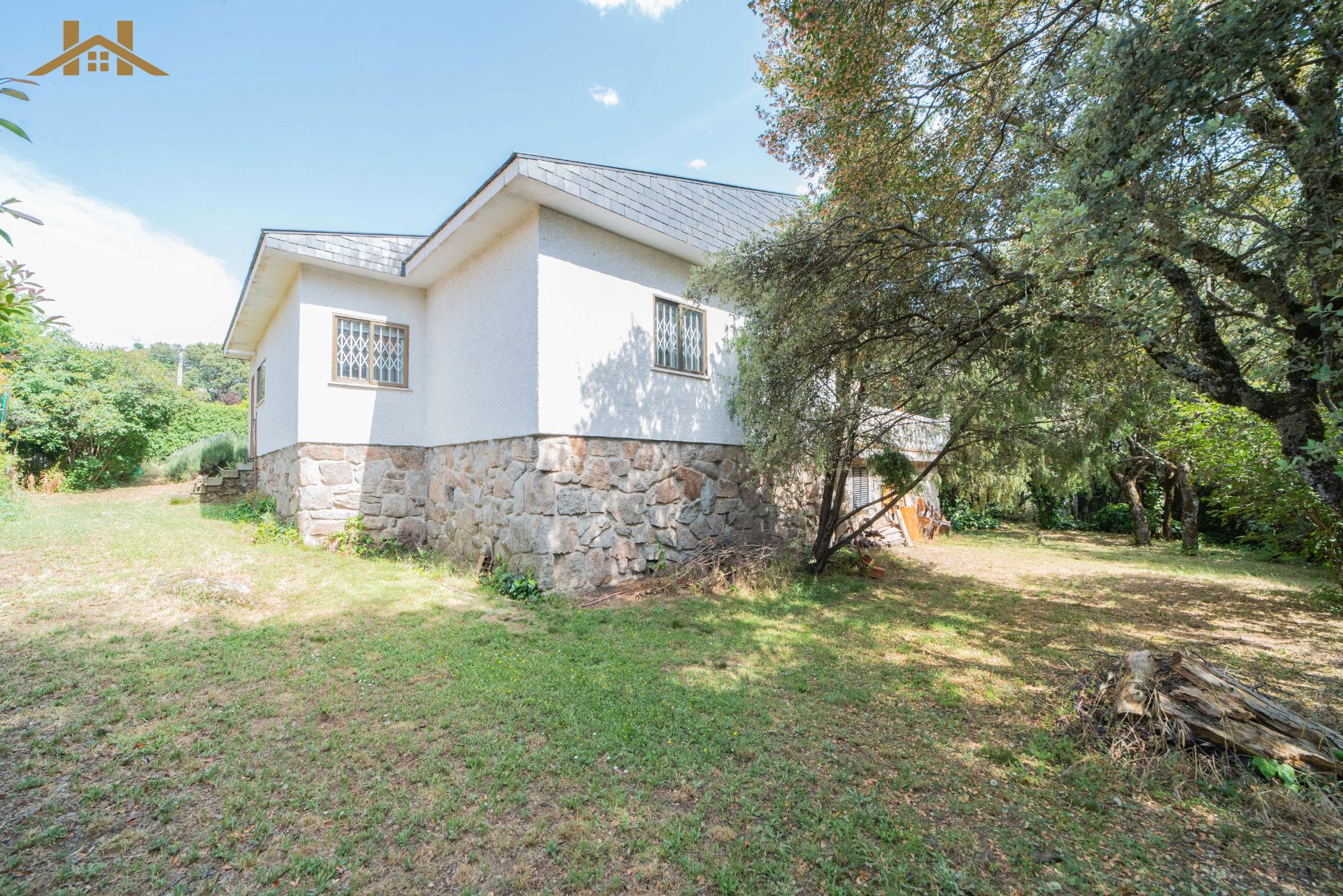 Vista exterior de Casa o xalet en venda en Alpedrete amb Calefacció, Jardí privat i Terrassa