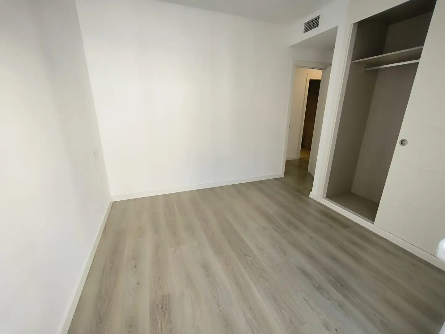 Attic for rent in Marbella  with Air Conditioner, Terrace and Swimming Pool