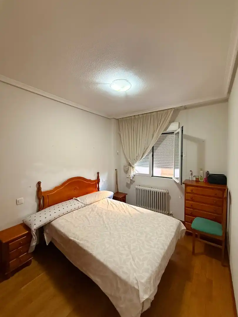 Piso con piscina en venta en AGUSTÍN RODRIGUEZ SAHAGÚN 30, imagen 7