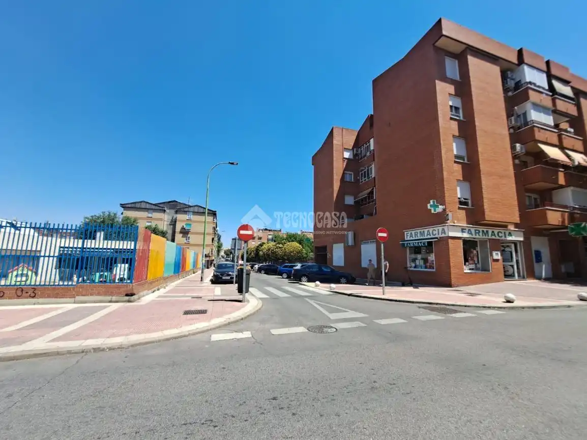 Appartement à vendre à Reyes