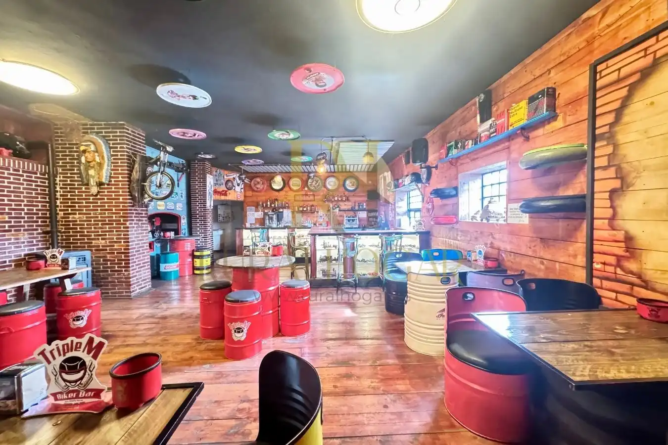 Commercial properties for sale in Villamanín  with Heating, Terrace and Furnished